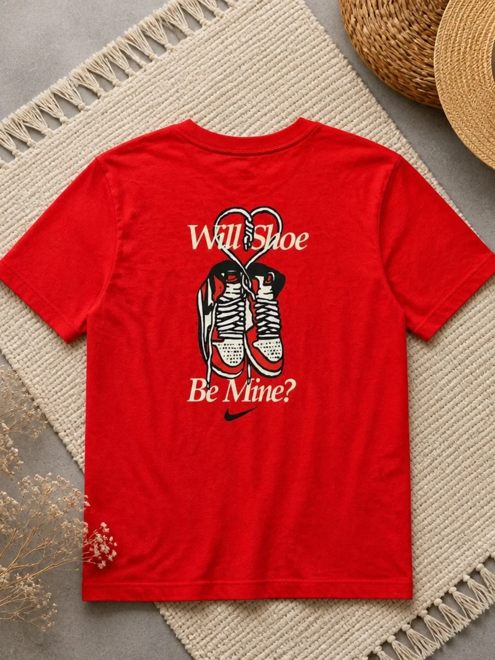 NWT Unisex Kids Red Graphic Tee Hit on Front and Back - Size Large